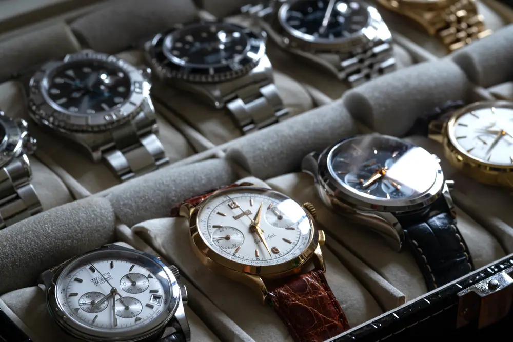10 Best Watches Under $2000 (2020 